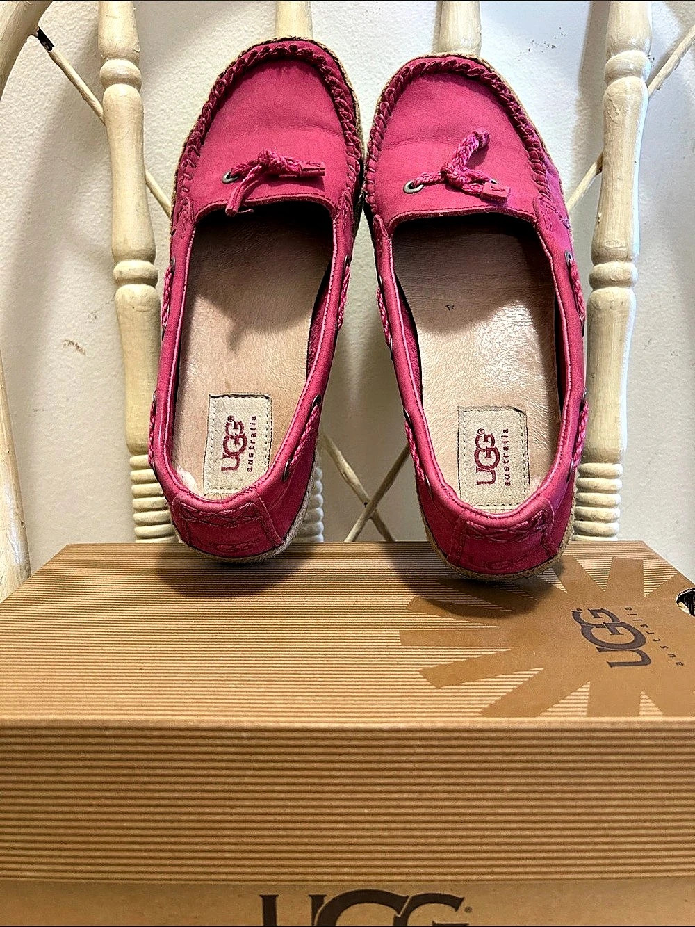 UGG W Chivon Pink Moccasins US 5